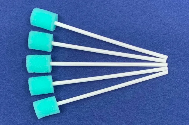 Green/blue star foam swab, PS shaft 145 x 4 mm