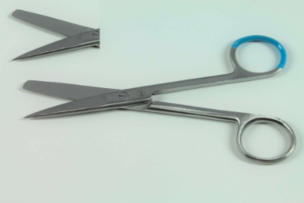 Schere, spitz/Stumpf, 14 cm, steril