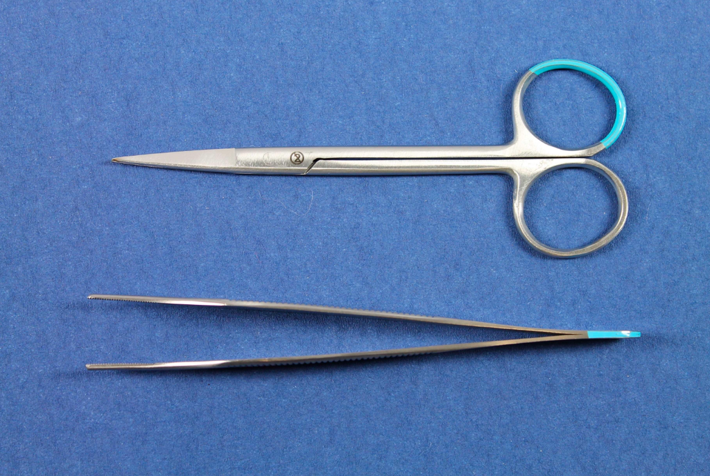 [4909996] Sterile single-use suture set